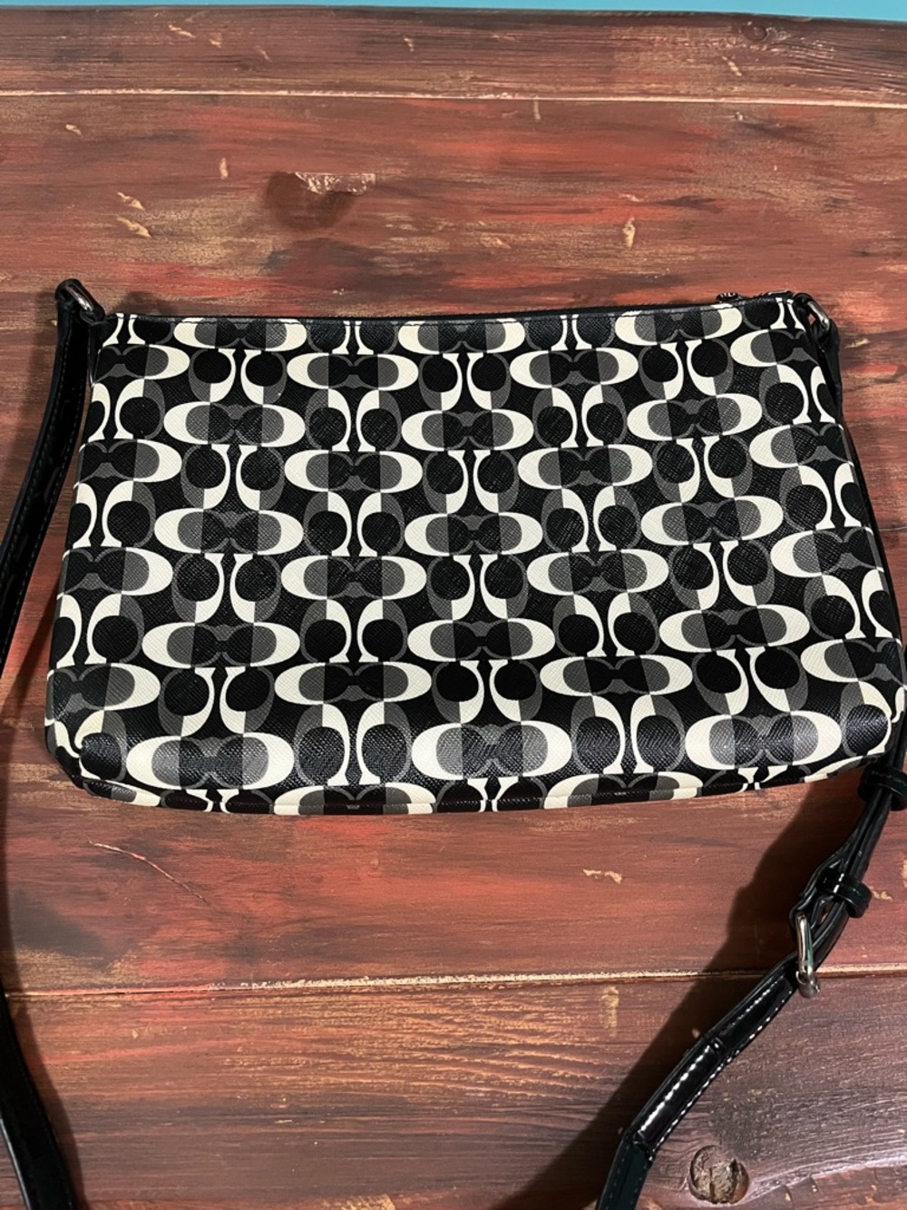 Coach Elegant Black and Cream Crossbody Bag - Picture 2 of 14
